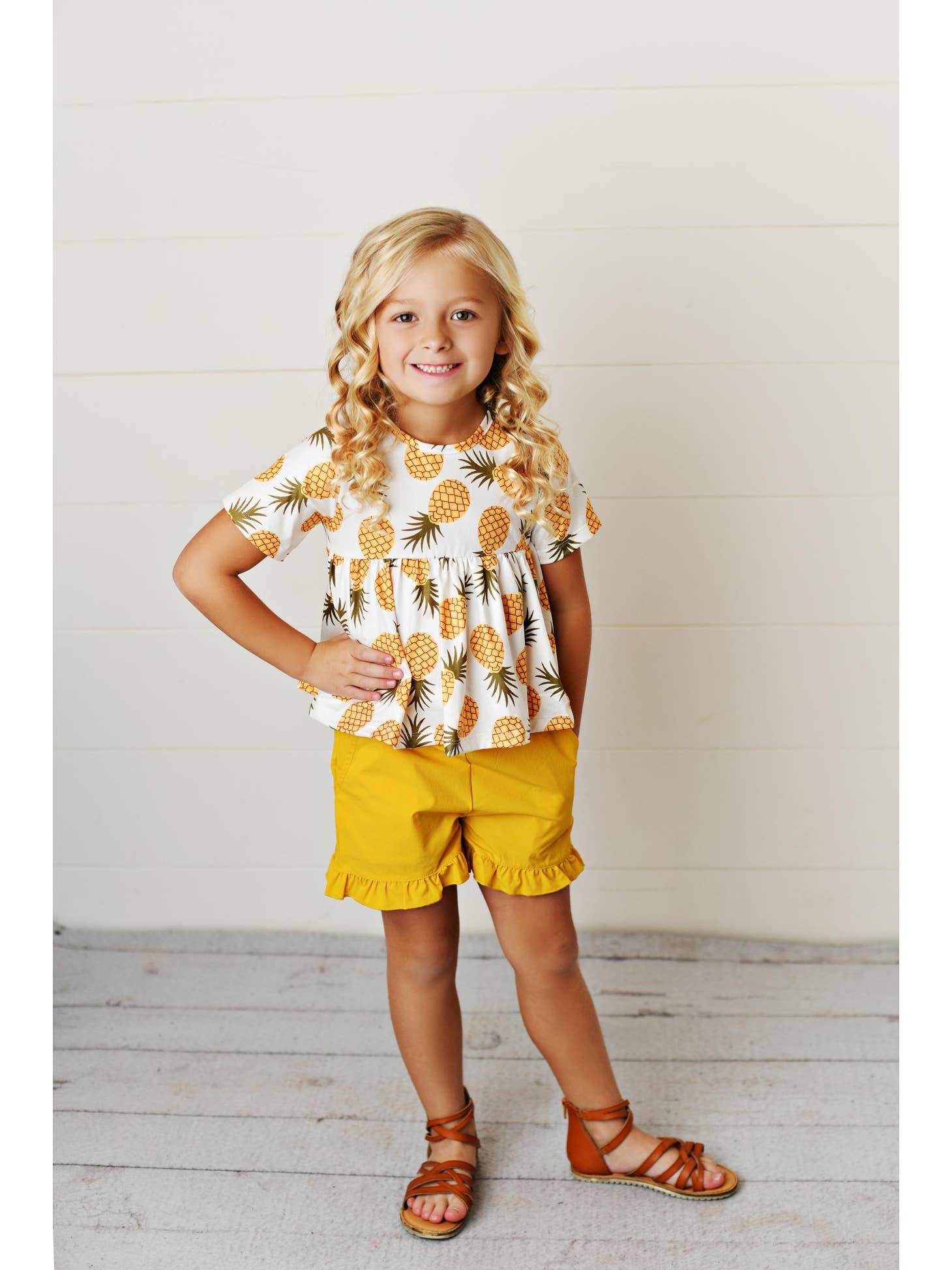 Pineapple Shorts set