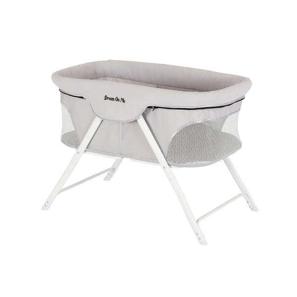 Portable Bassinet with sheet Rental