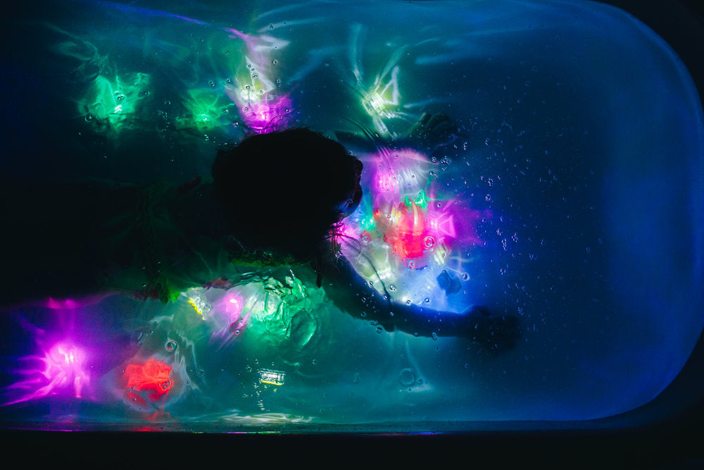 Glo Pals-Light Up Cubes for Bathtime - Lumi Purple