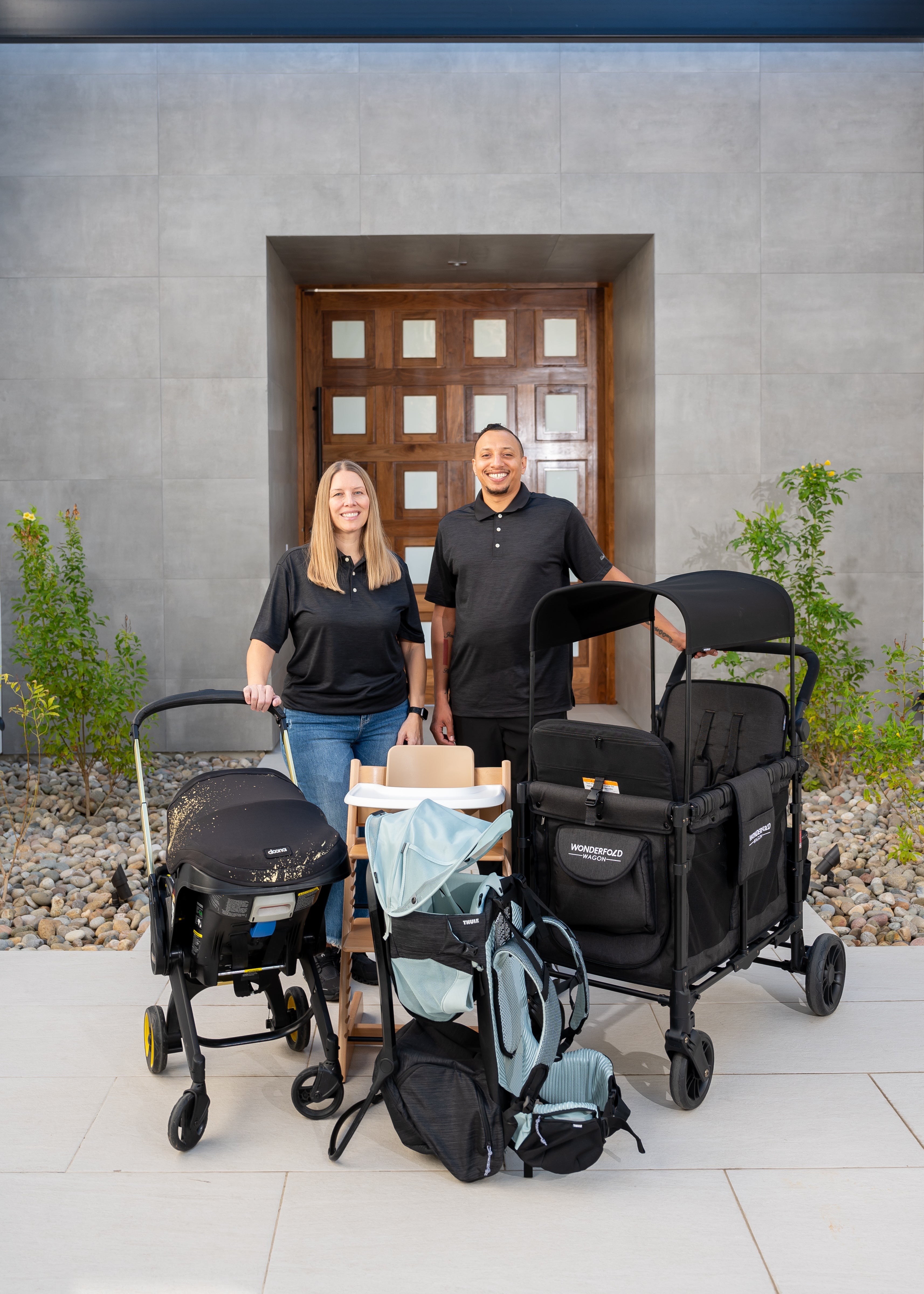 Baby Equipment Rental in Palm Springs: SNOO, Cribs, Car Seats & Strollers