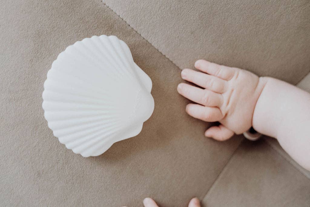 Silicone Teether - Milk Seashell