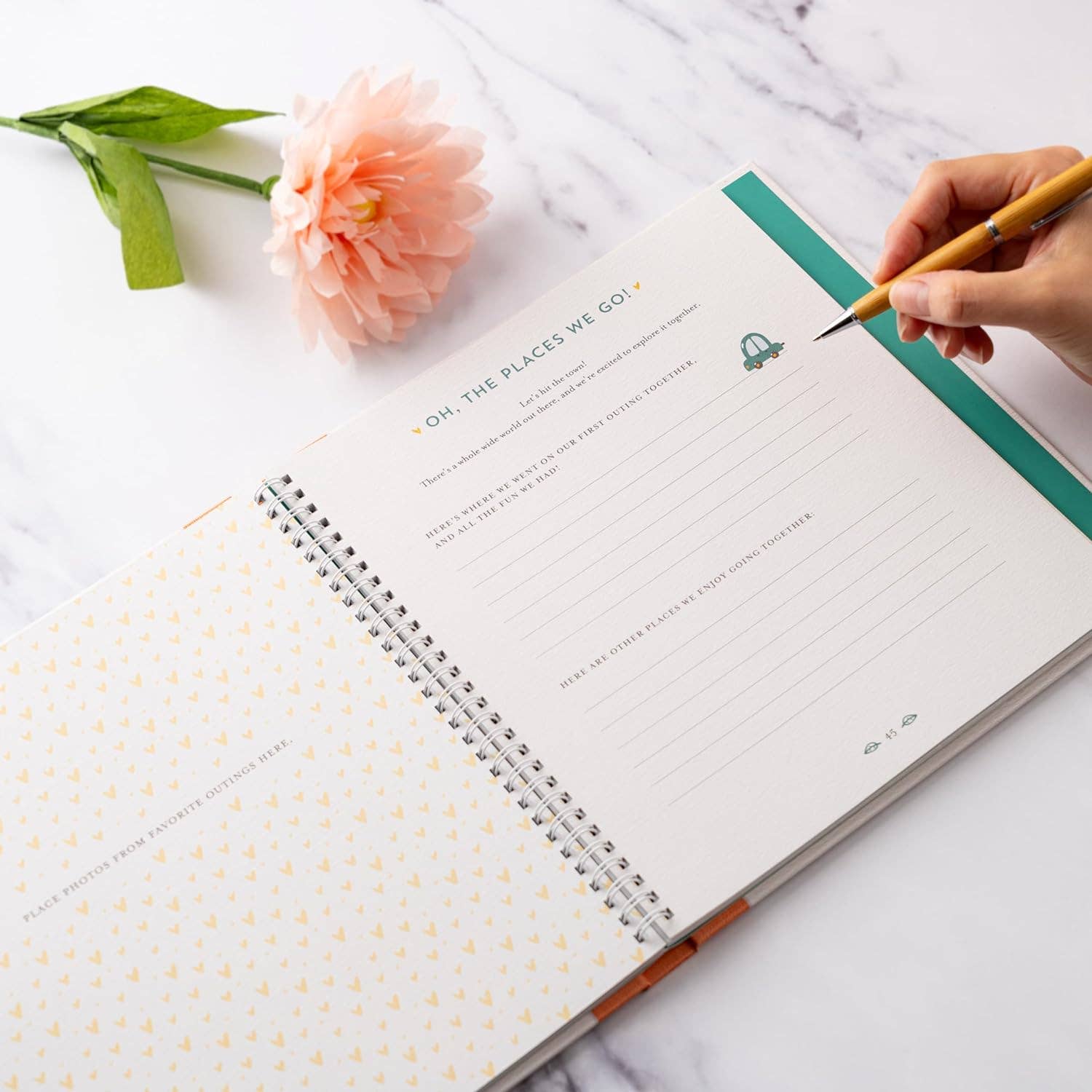 A Grandparent's Keepsake Album: My Grandchild’s First Years