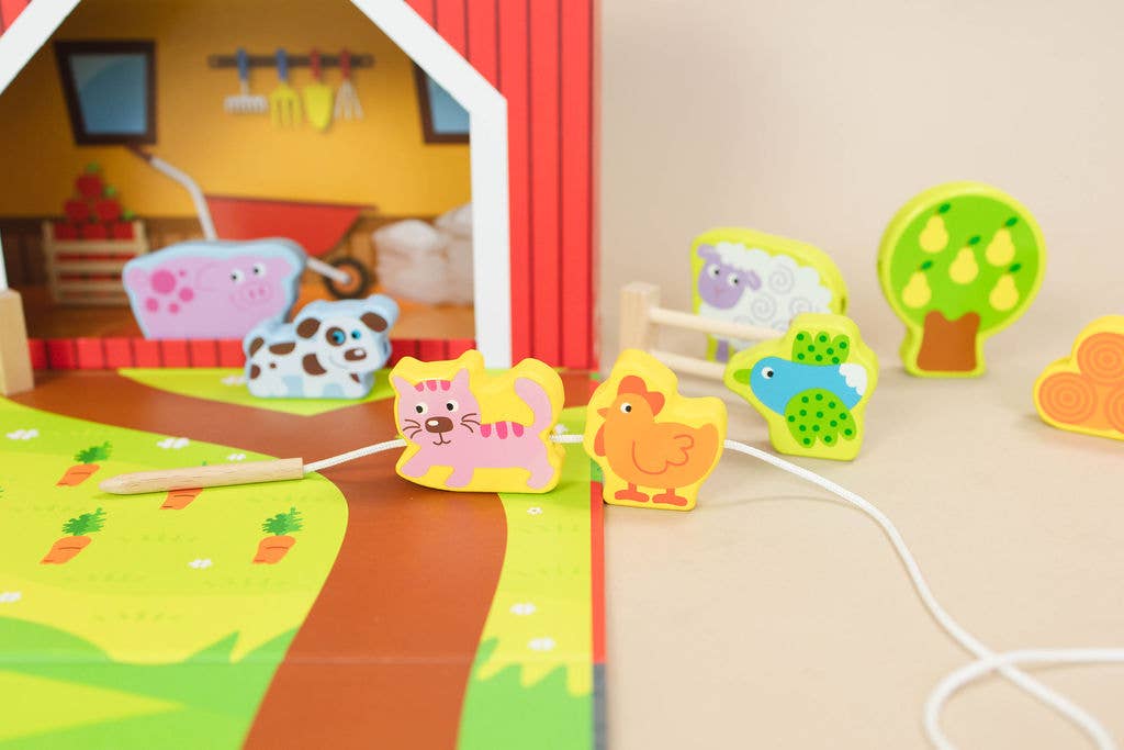 Spirit 'N Sprout - CASE Farm Play Set Lacing Toy - Open-ended Scene
