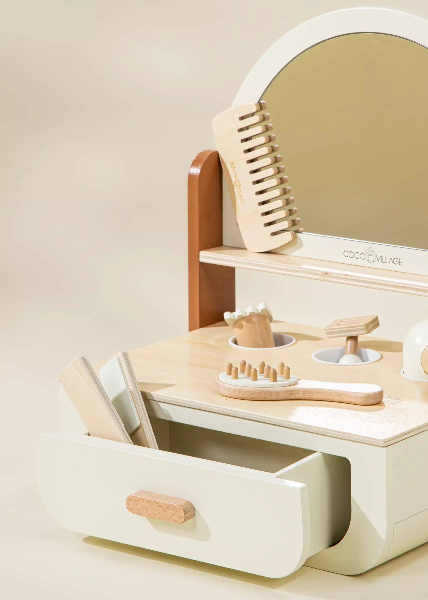 Coco Village - Wooden Beauty Station