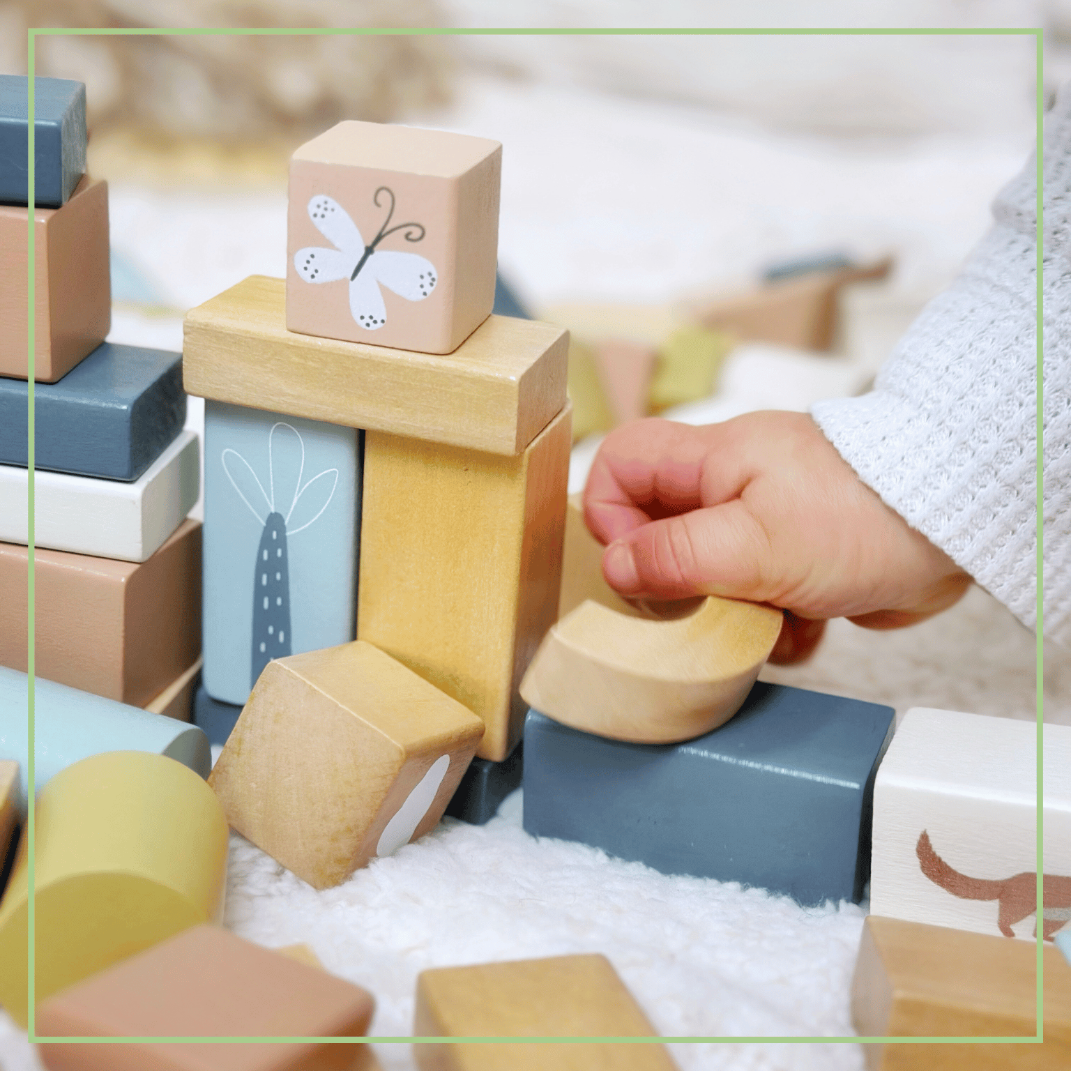 Wooden Building Blocks - 70pc Natural Wood Block Set Ages 2+
