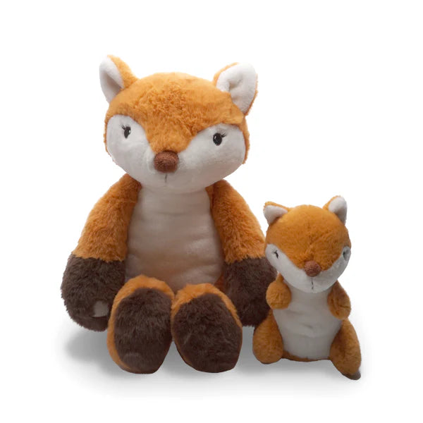 Filomena the Fox w/Henry
