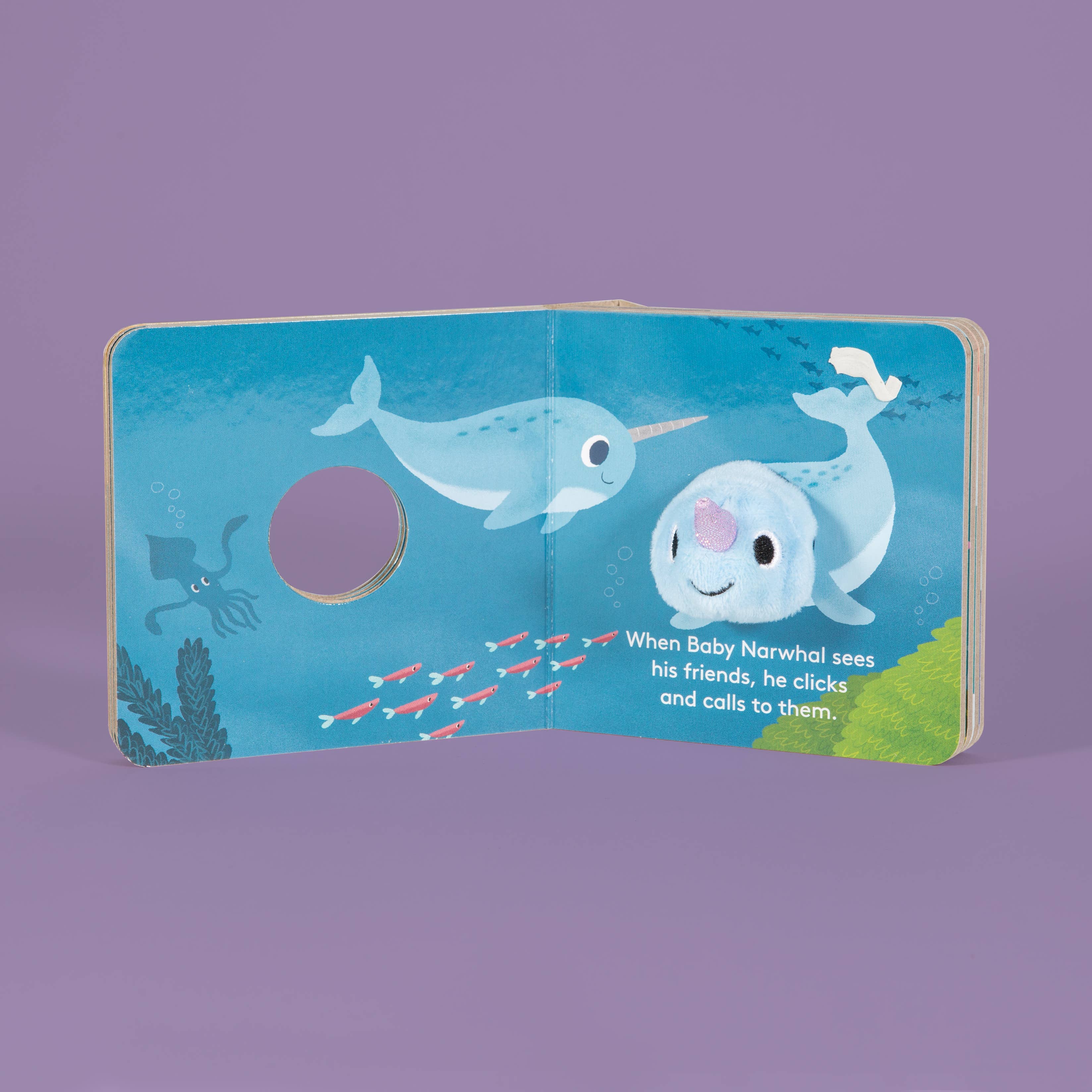 Chronicle Books - Baby Narwhal: Finger Puppet Book