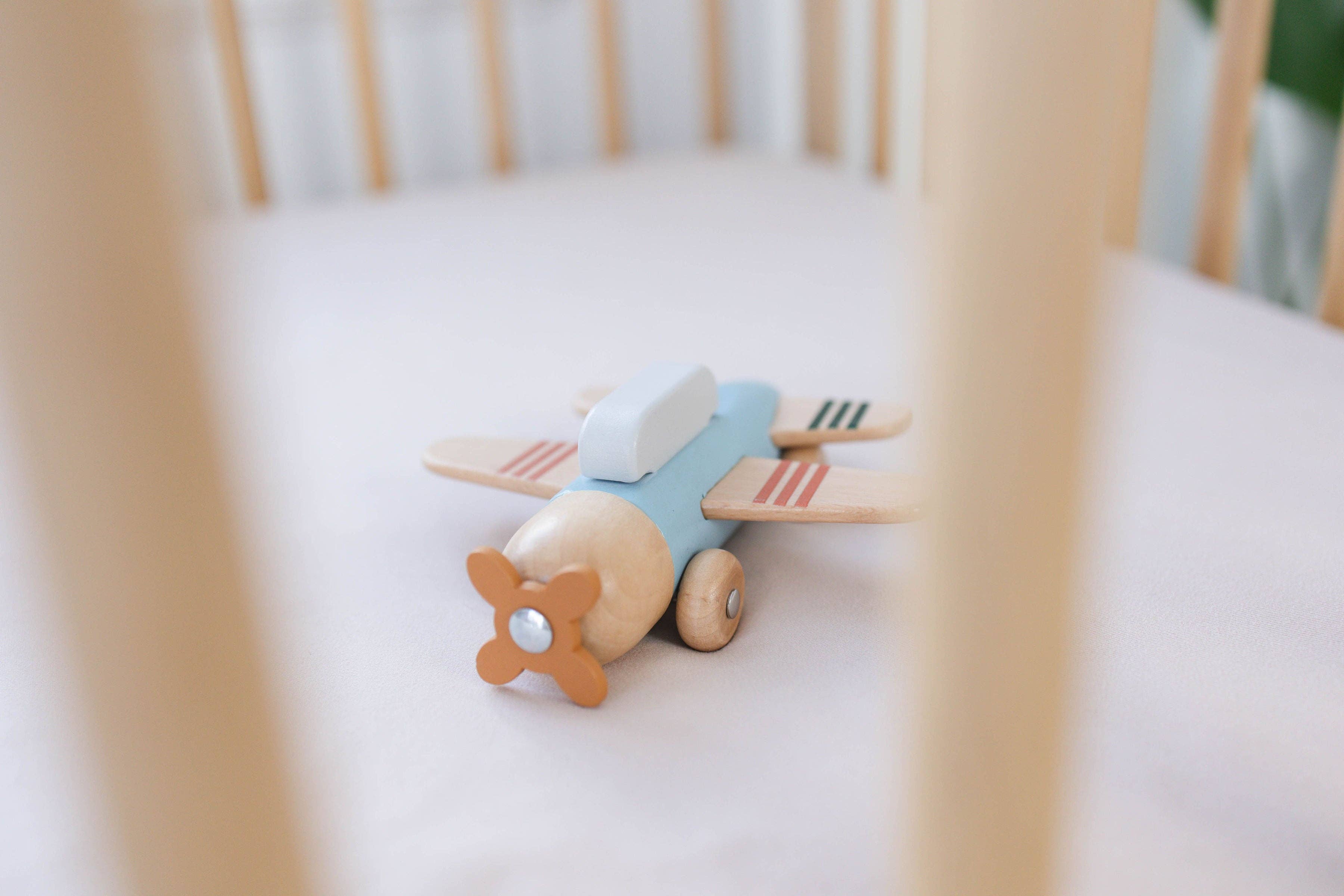 Spirit 'N Sprout - Airplane Toy: Gold