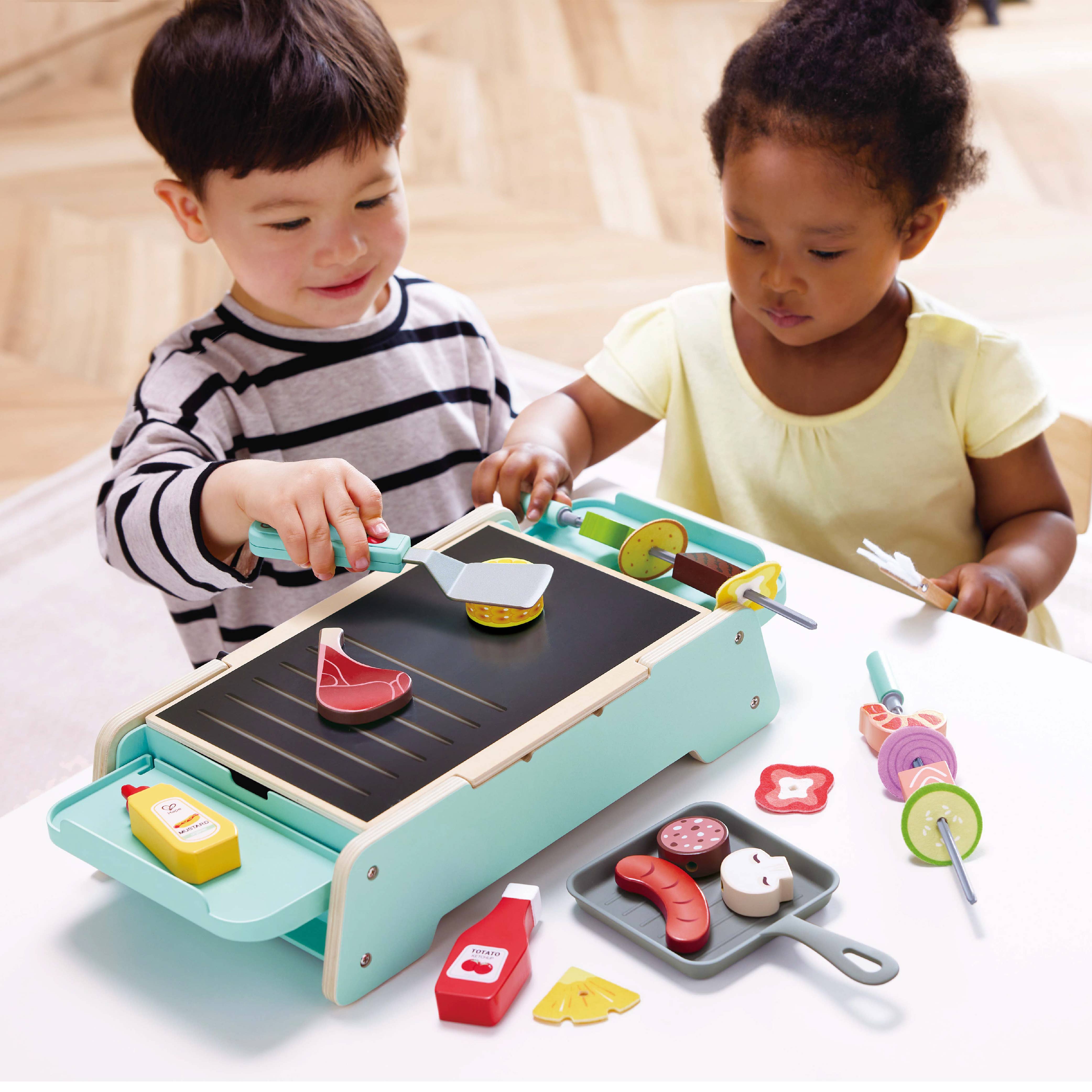Hape Toys - Sizzling Griddle & Grill BBQ