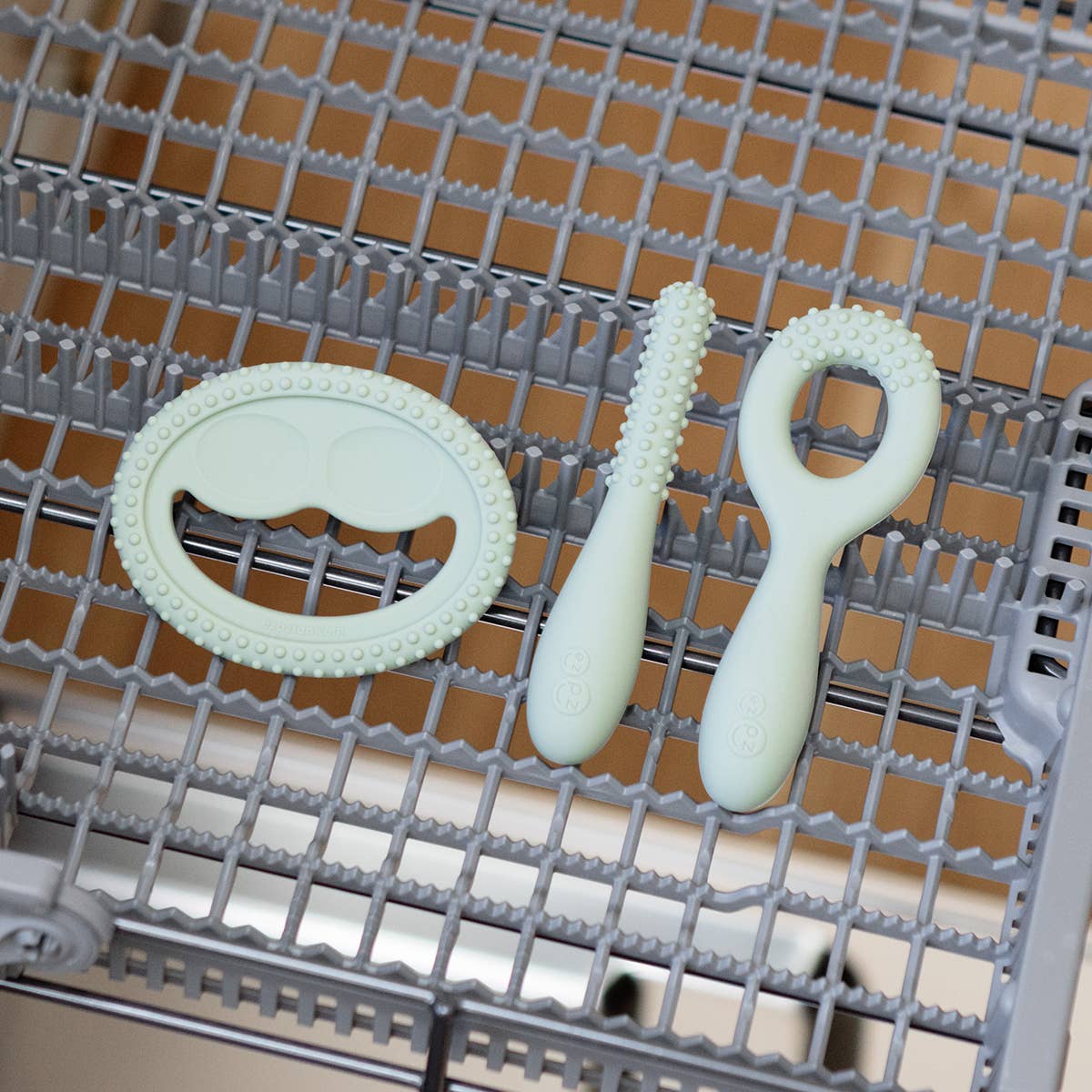 ezpz - Oral Development Tools (Baby / Toddler 3+ months): Blush